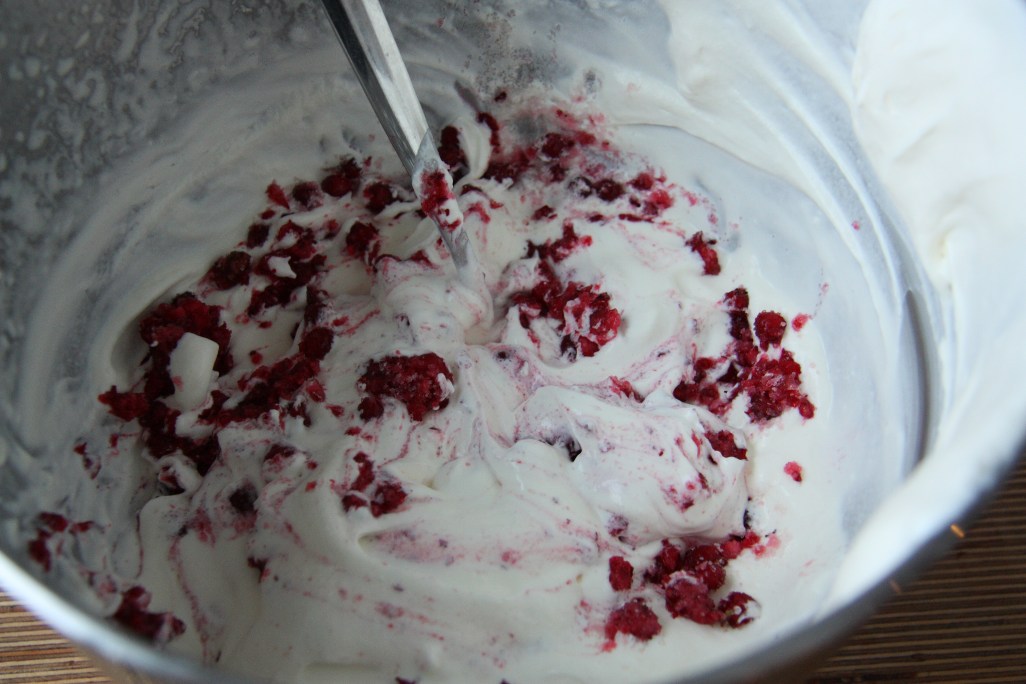 lingonberry cream