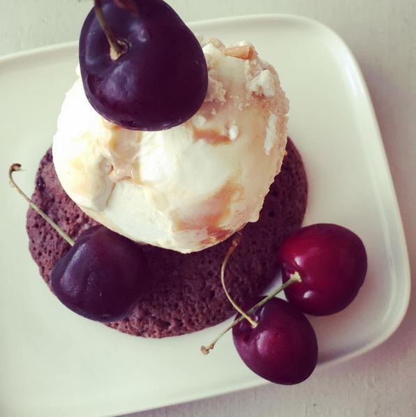 gluten-free double chocolate chip cookies